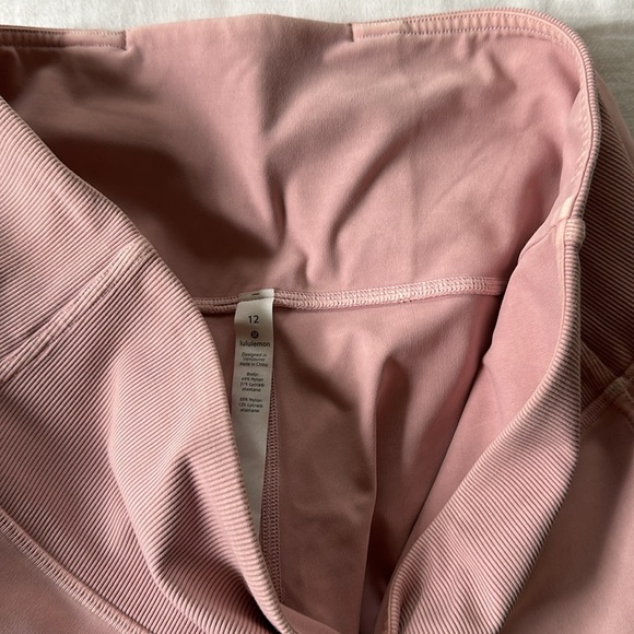 Lululemon High Rise - Picture 6 of 7